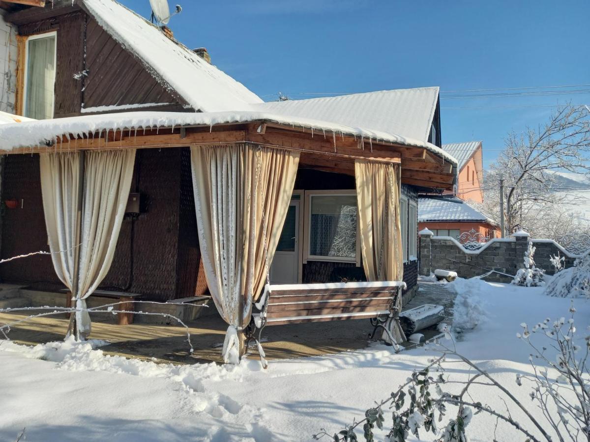 Садиба Райський Куточок ซีเนวีร์ ภายนอก รูปภาพ